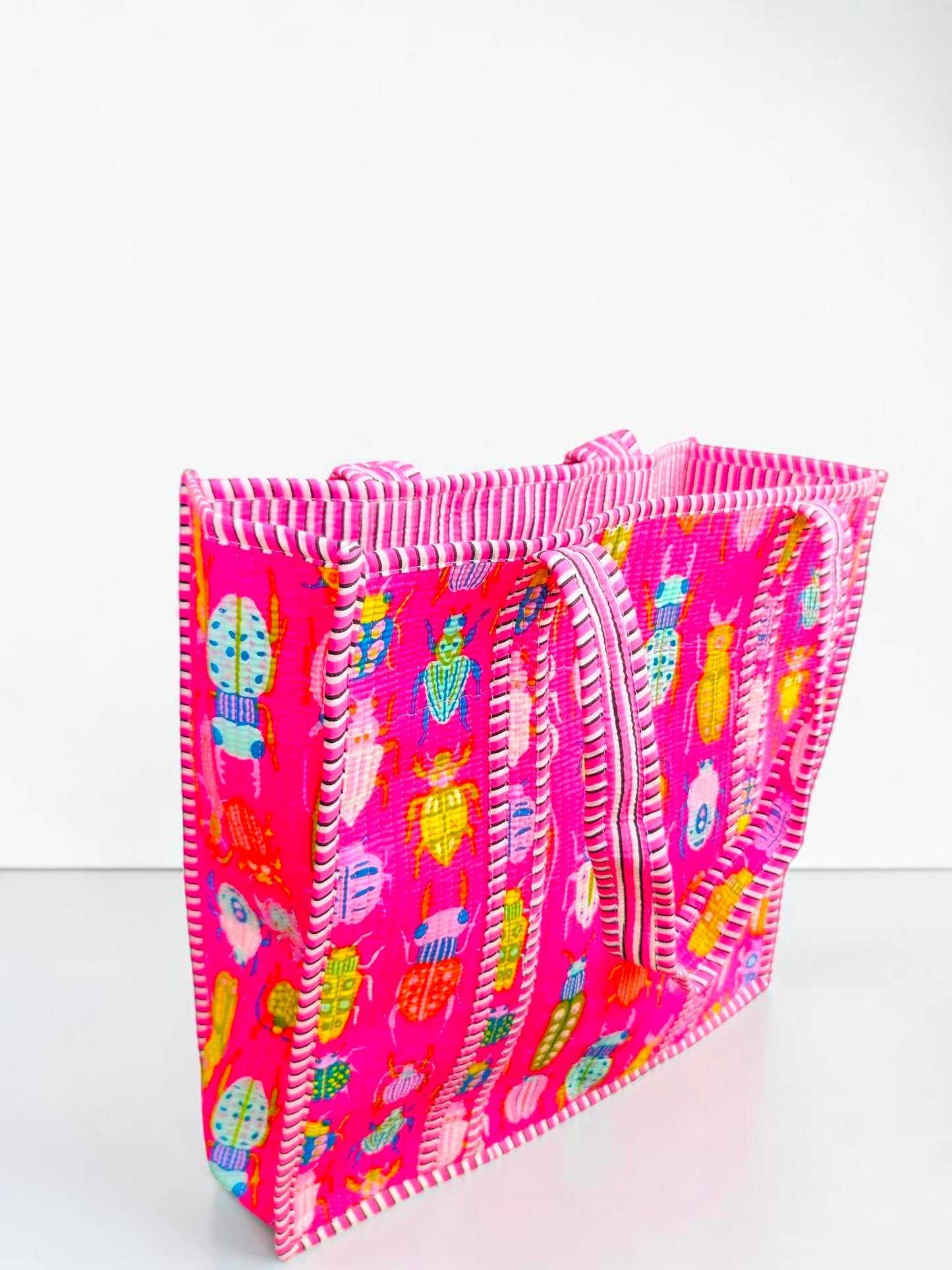 Indian Quilted Handbag – Simple, Stylish Cotton Carryall