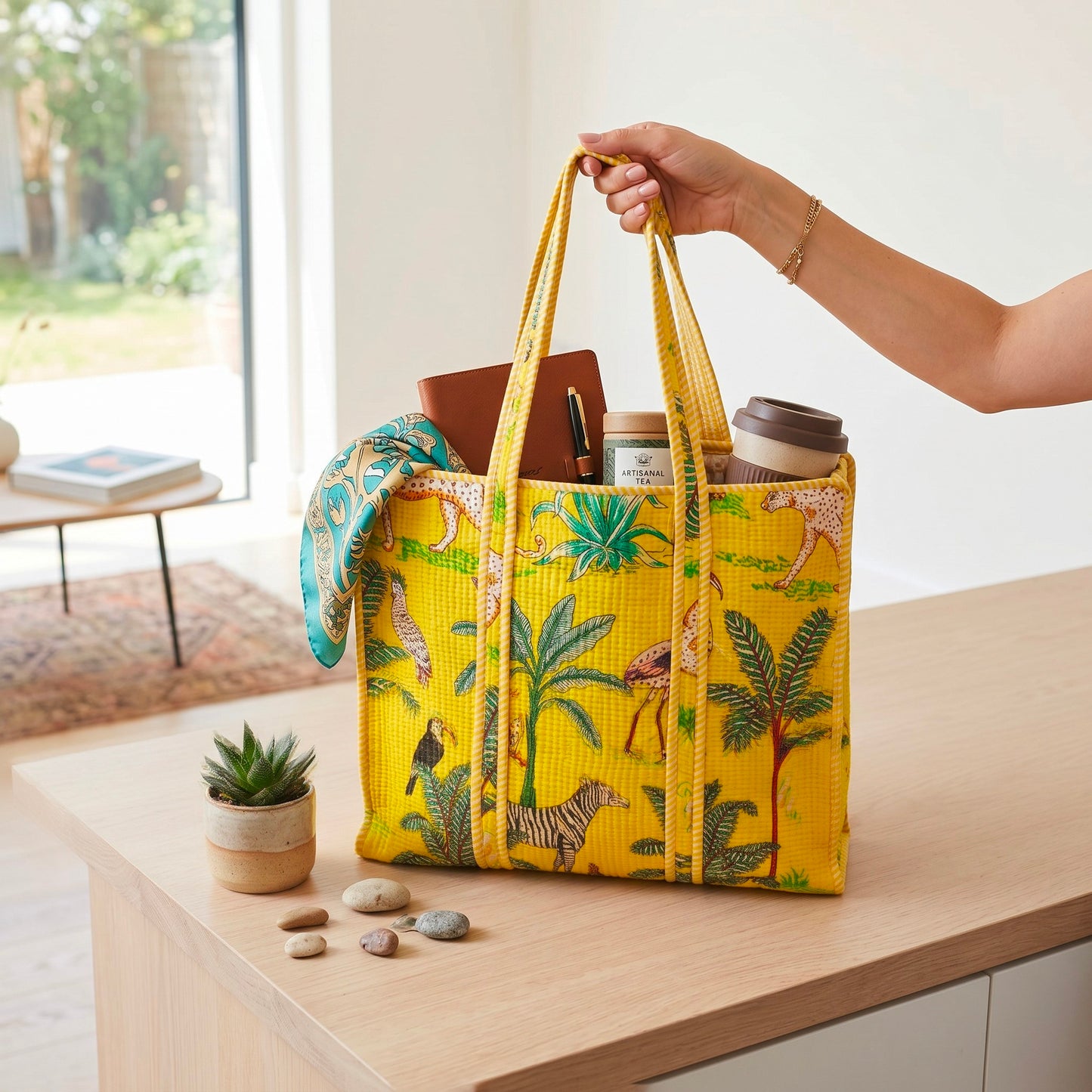 Quilted Cotton Tote Bag With Embroidered Clutch, Handmade Floral Tote Purse, Reusable Shoulder Bag, Gift for Women